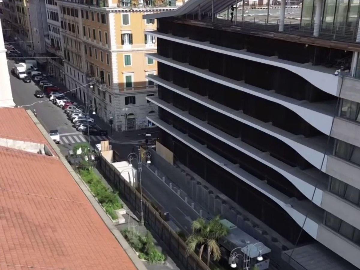 Ex Hotel Radisson — Via Turati (RM)