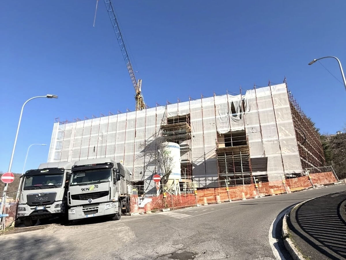 Scuola media — Fiuggi (FR)